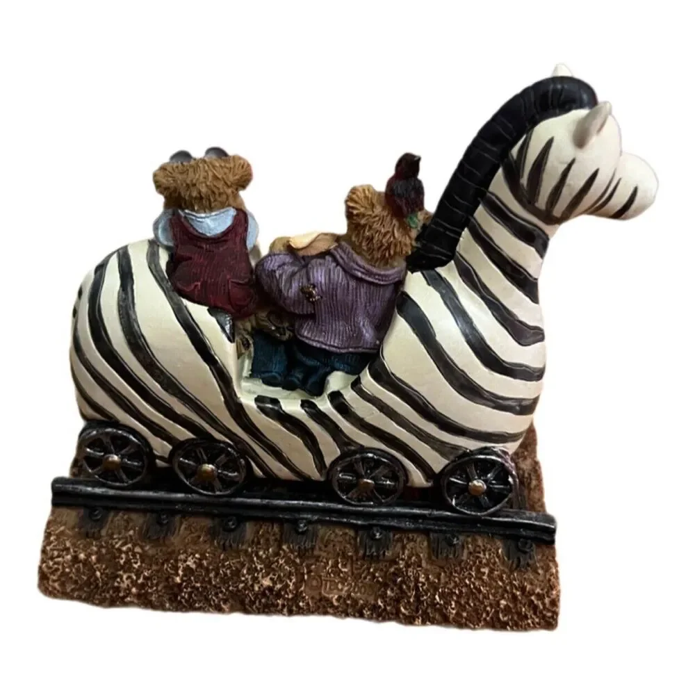 Boyd’s The Bearstone Collection Zac The Zebra With Zoey What A View